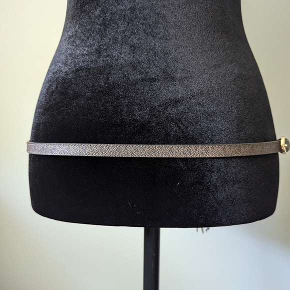 Michael Kors Signature Logo Leather Belt Bag Fanny Pack Black Zip Top Size M - Picture 4 of 6